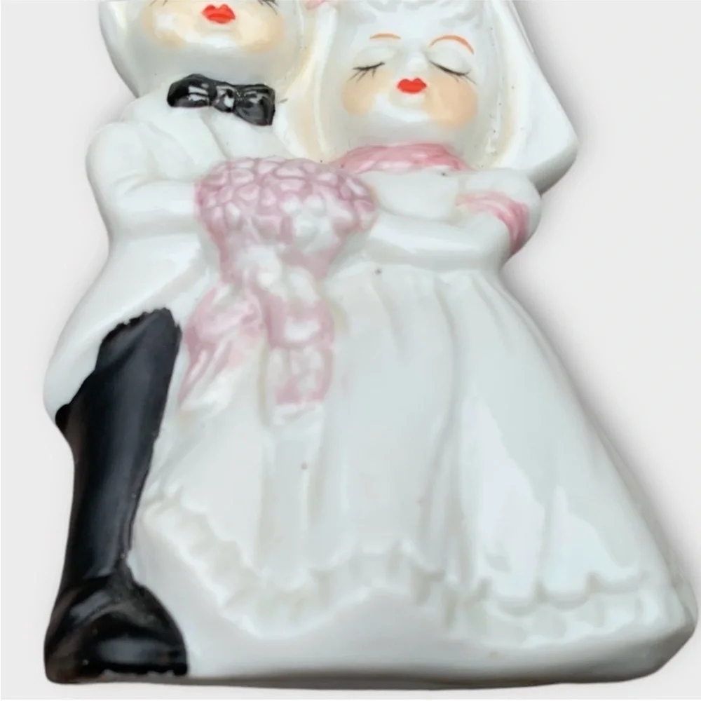 Vintage 40s Porcelain Wedding Cake Topper Bride and Groom
